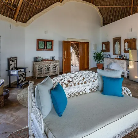 Chale Island Resort Ukunda Exterior photo